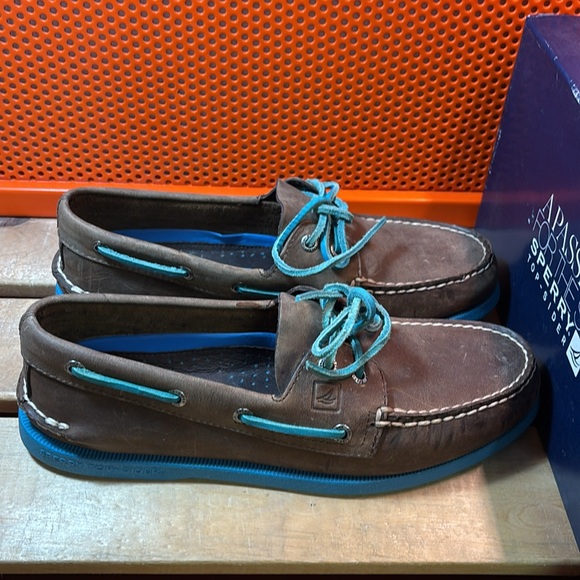 Sperry Men's Authentic Original™ Top-Sider 'Dark Brown & Neon Blue' - Picture 4 of 8